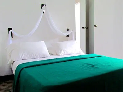 Hotel Santa Cruz Cartagena 2*,
