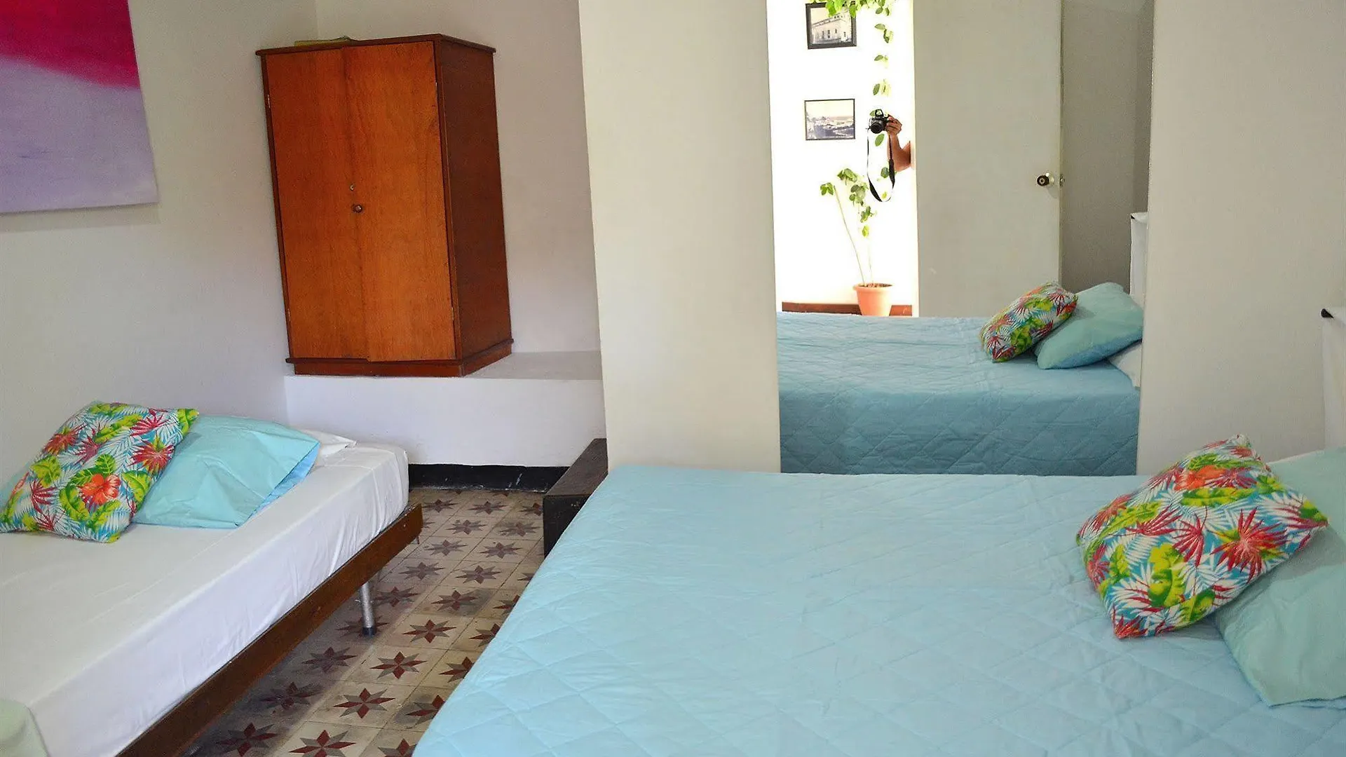 Hotel Santa Cruz Cartagena 2*,